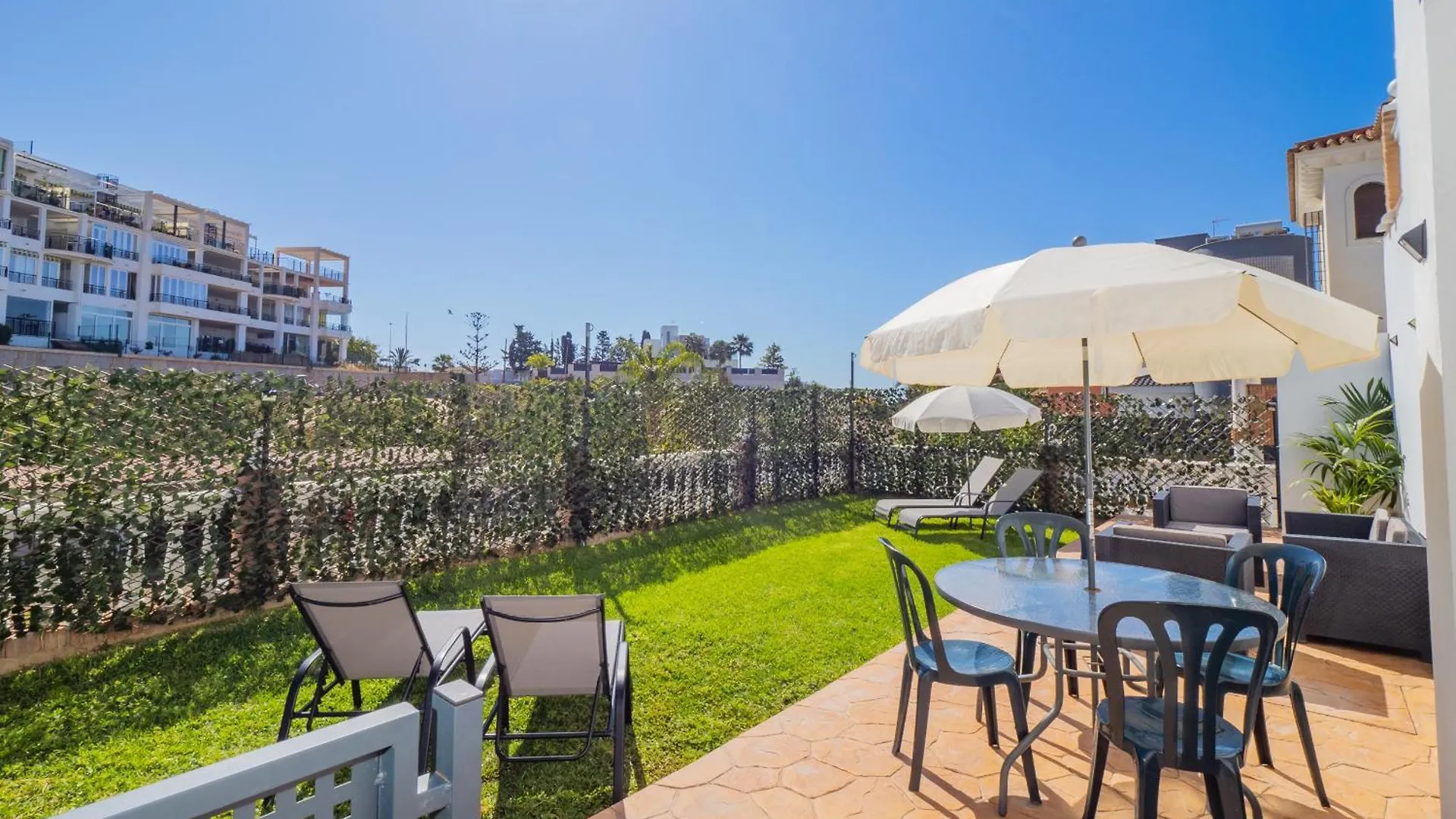 Cubo'S Hostal William'S Sunny 3 Torre de Benagalbon 0*,
