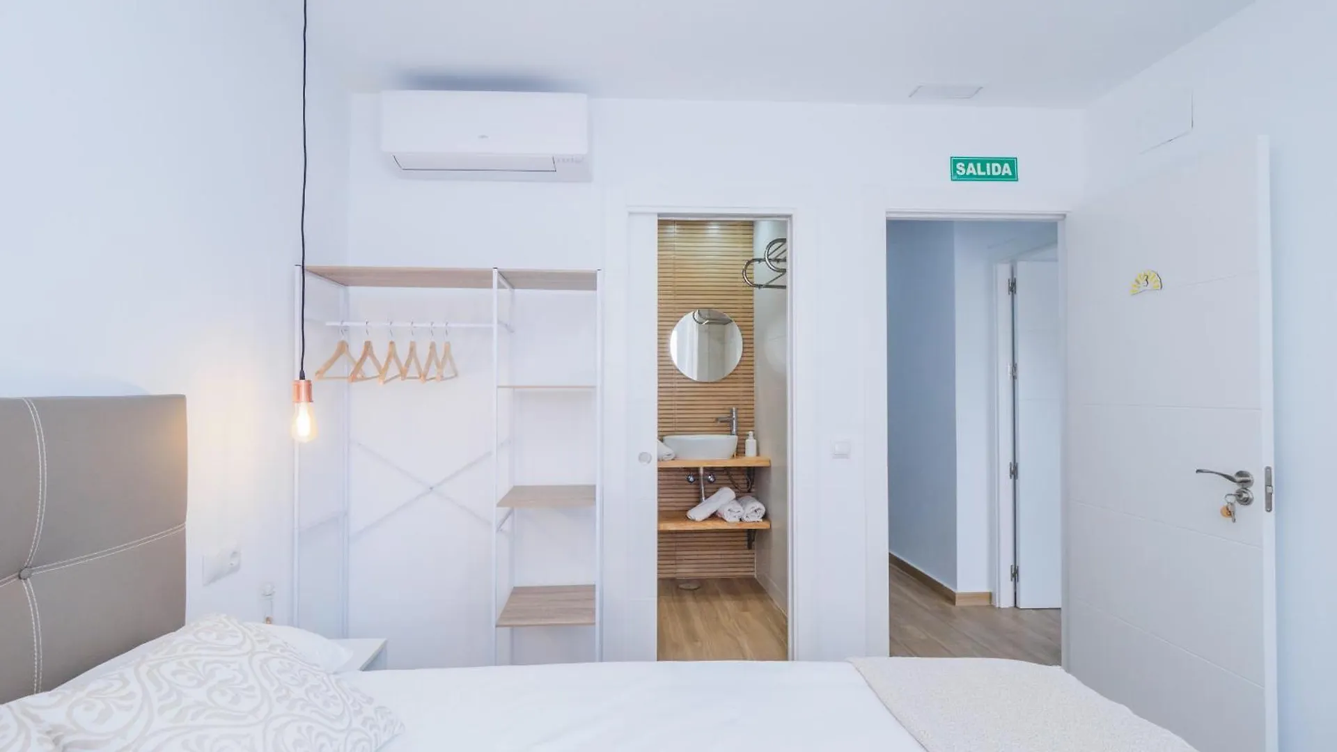 Guest house Cubo'S Hostal William'S Sunny 3 Torre de Benagalbon